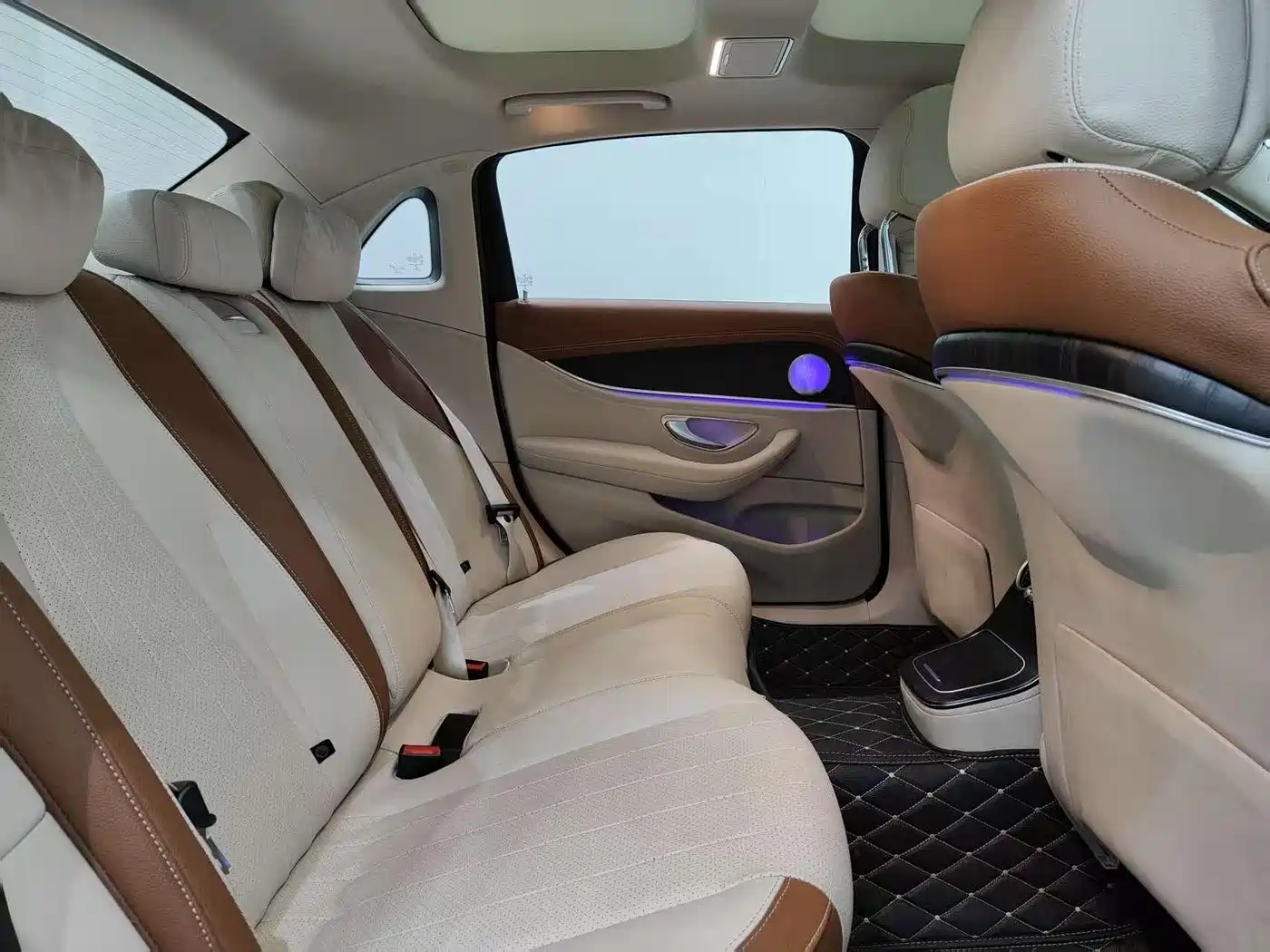 Mercedes-Benz E-Class 2022 Facelift E 300 L Fashion Style фото 10