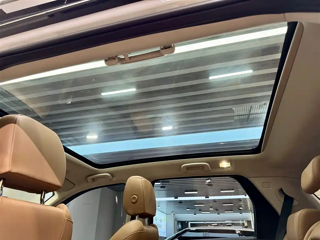 Land Rover Discovery Sport 2025 249PS Exploration Special Edition фото 25