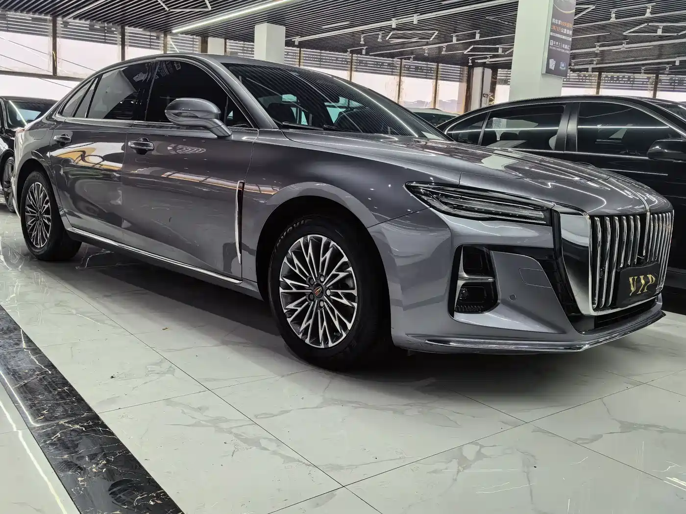 Hongqi H5 2023 2.0T Auto Smart Connect Flag Enjoy фото 3