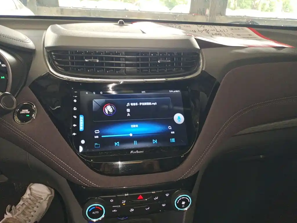 Фото 9 - Chevrolet Malibu