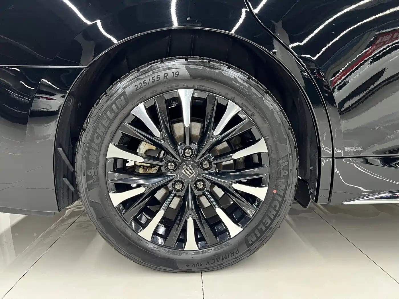 Toyota Vellfire 2024 2024 Crown Hybrid 2.5L Executive Premium Edition