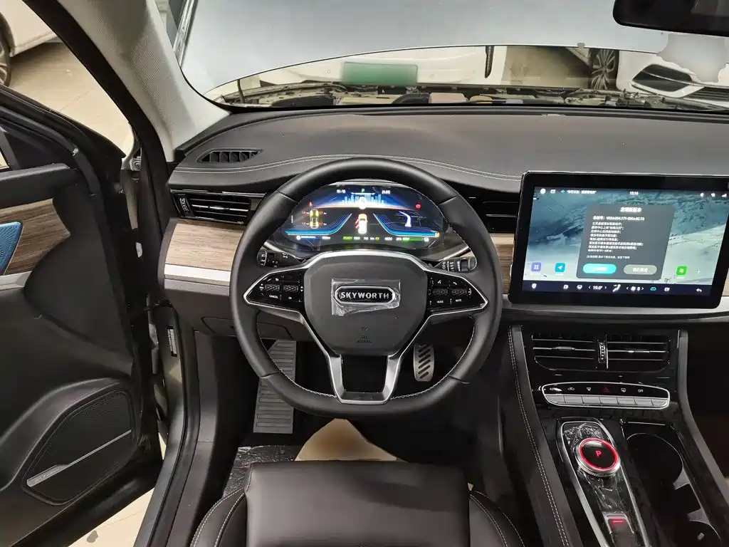 Фото 11 - Skyworth Auto Skyworth HT-i