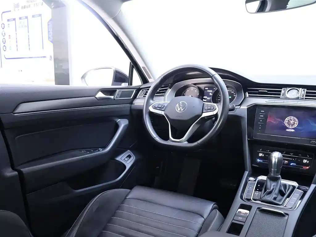 Volkswagen Magotan 2020 330TSI DSG Leading фото 14