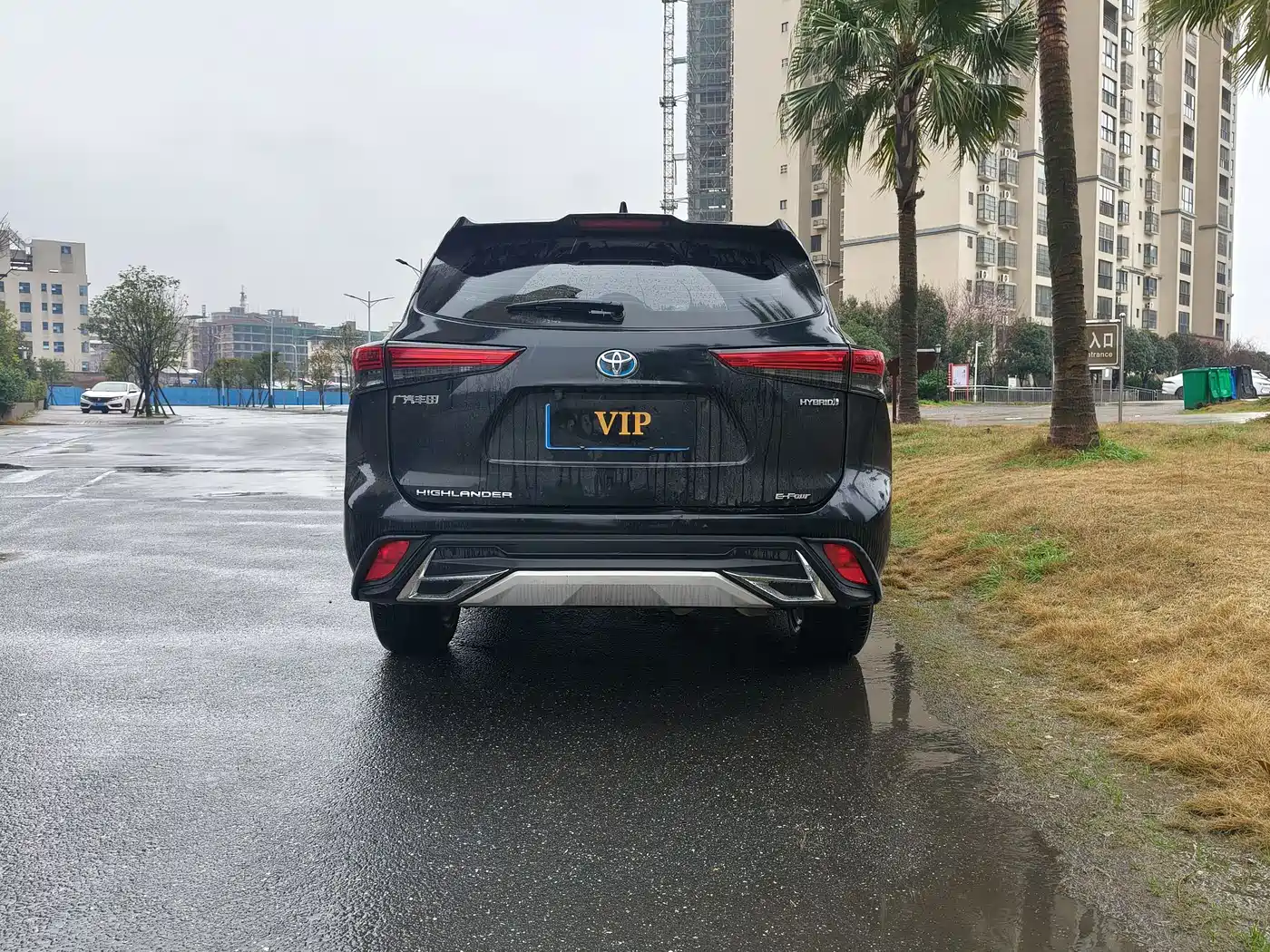 Toyota Highlander 2023 2.5L Smart Hybrid Dual Engine FWD Elite 5-Seater фото 8