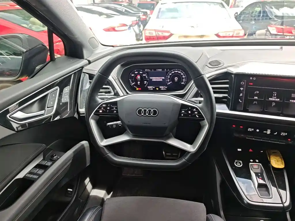 Audi Q4 e-tron 2023 2023 50 e-tron quattro Creation Edition