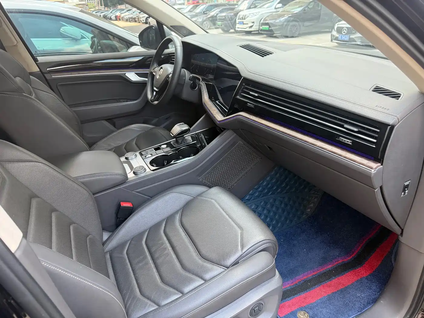 Volkswagen Touareg 2019 2019 2.0TSI Sharp Wing Edition China VI