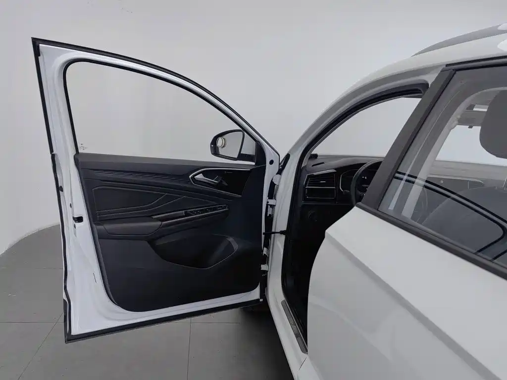 Фото 8 - Jetta VS5