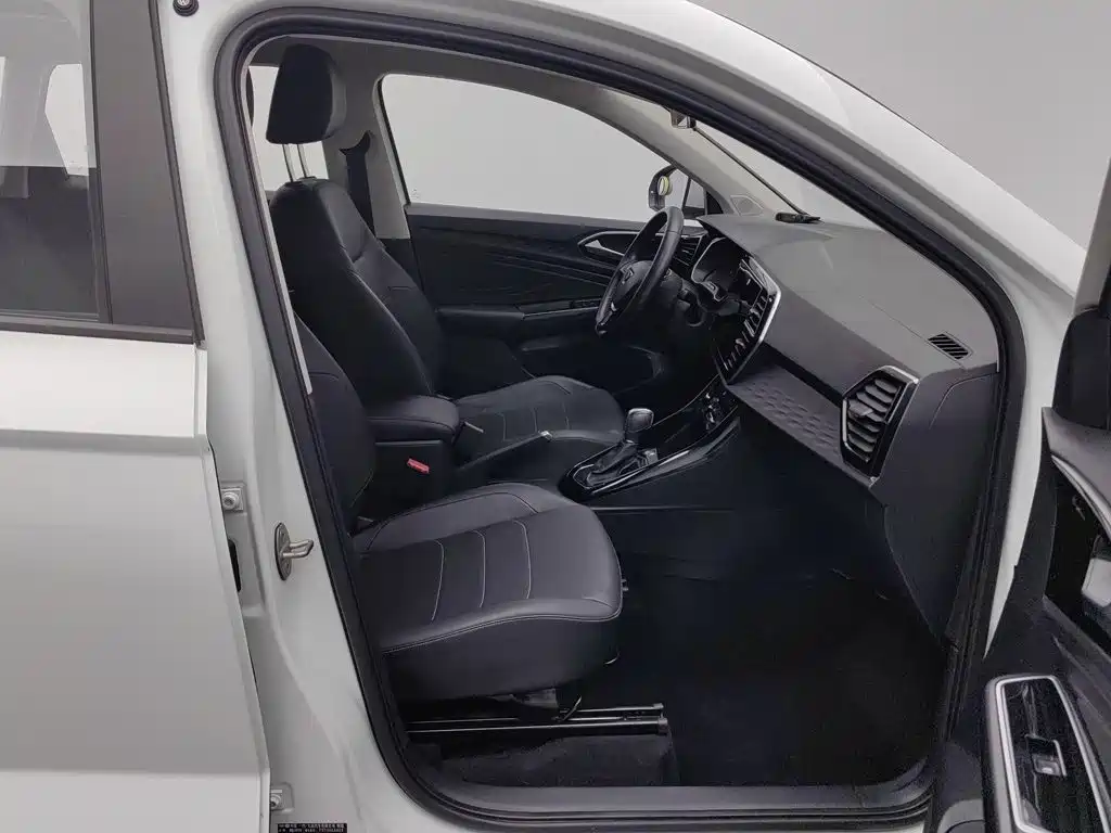 Фото 23 - Jetta VS5