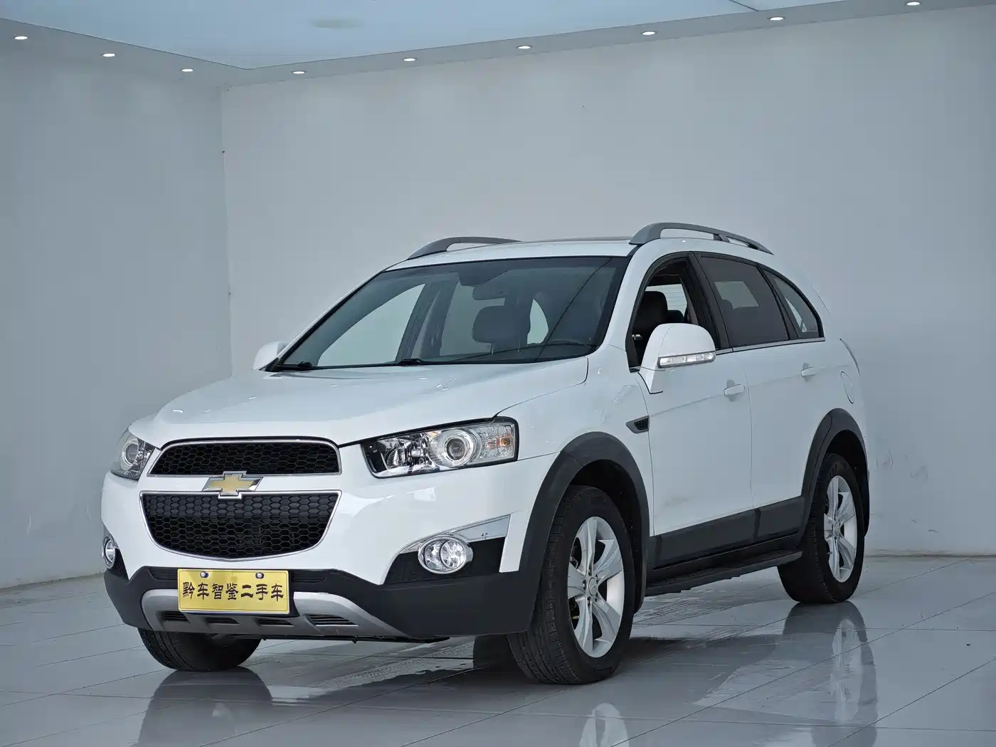 Chevrolet Captiva 2012 2.4L 4WD Flagship Edition 7-Seater