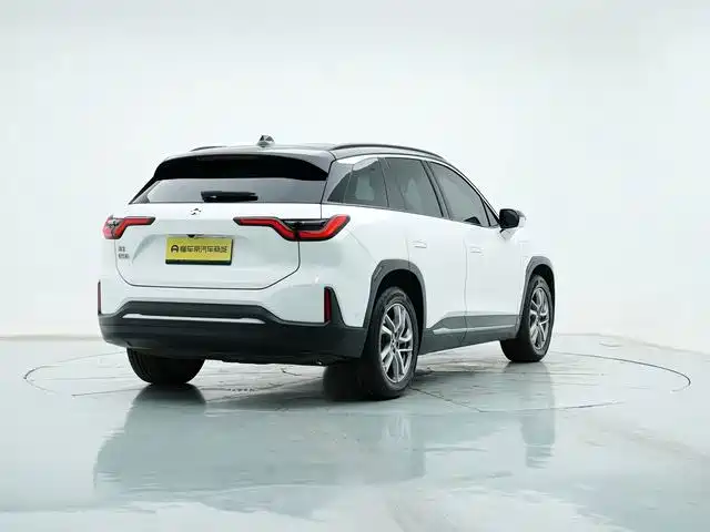 Фото 6 - NIO ES6