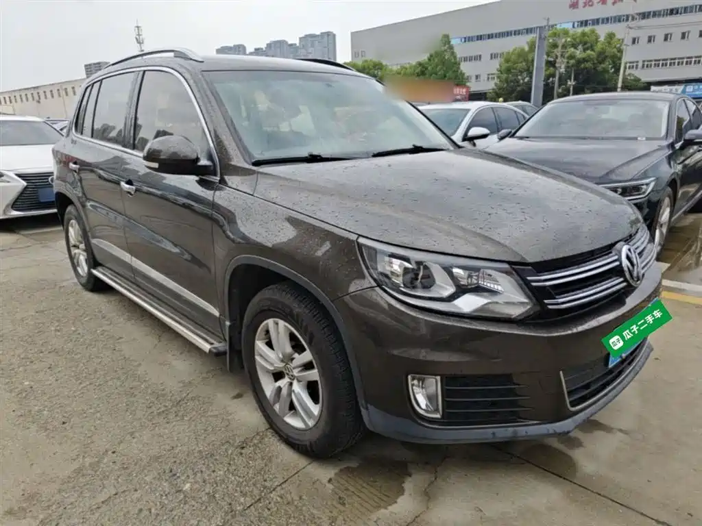 Volkswagen Tiguan 2015 1.8TSI Automatic 2WD Trendline фото 4