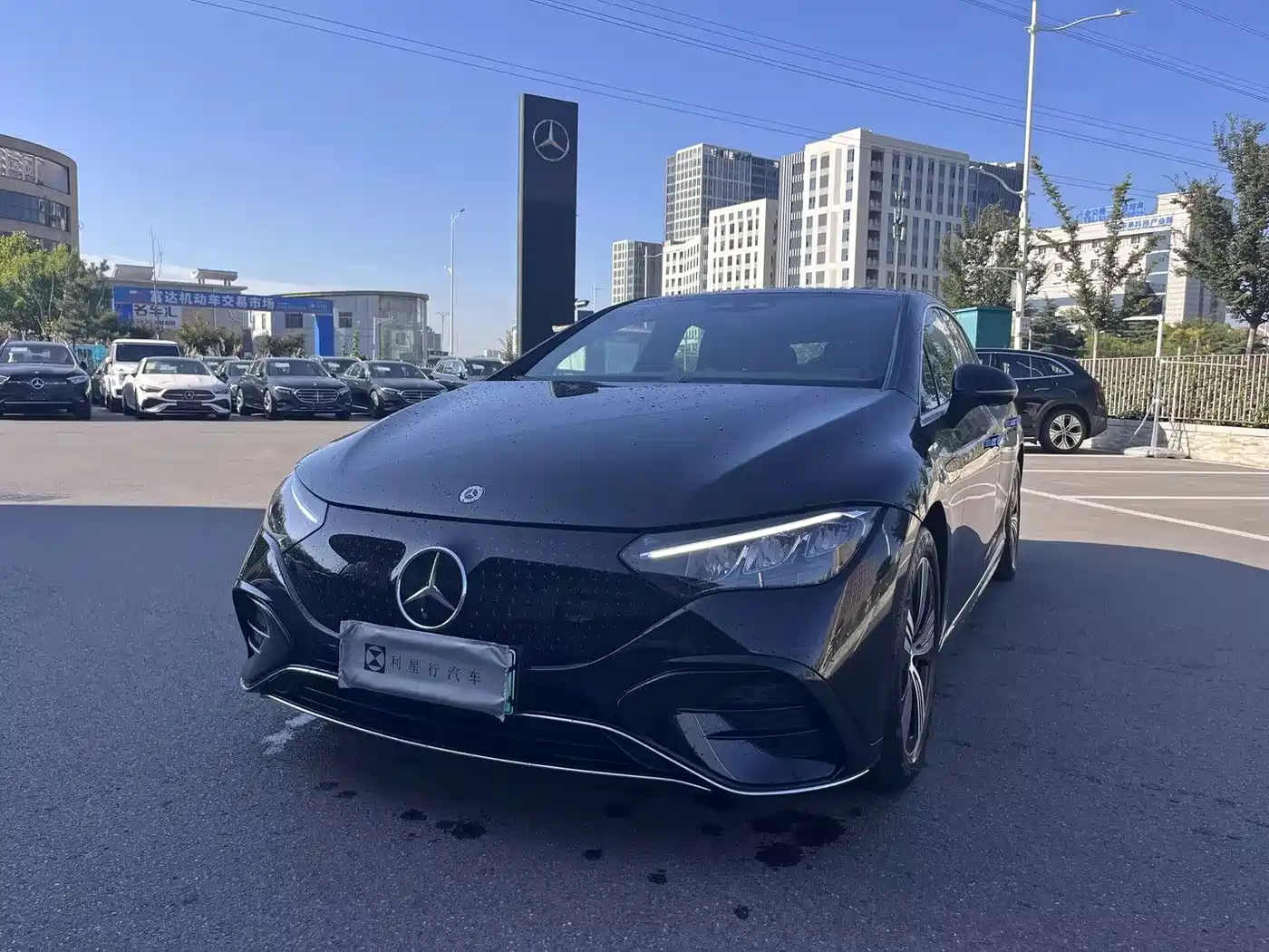 Mercedes-Benz EQE 2024 2025 Model 500 4MATIC Luxury Edition
