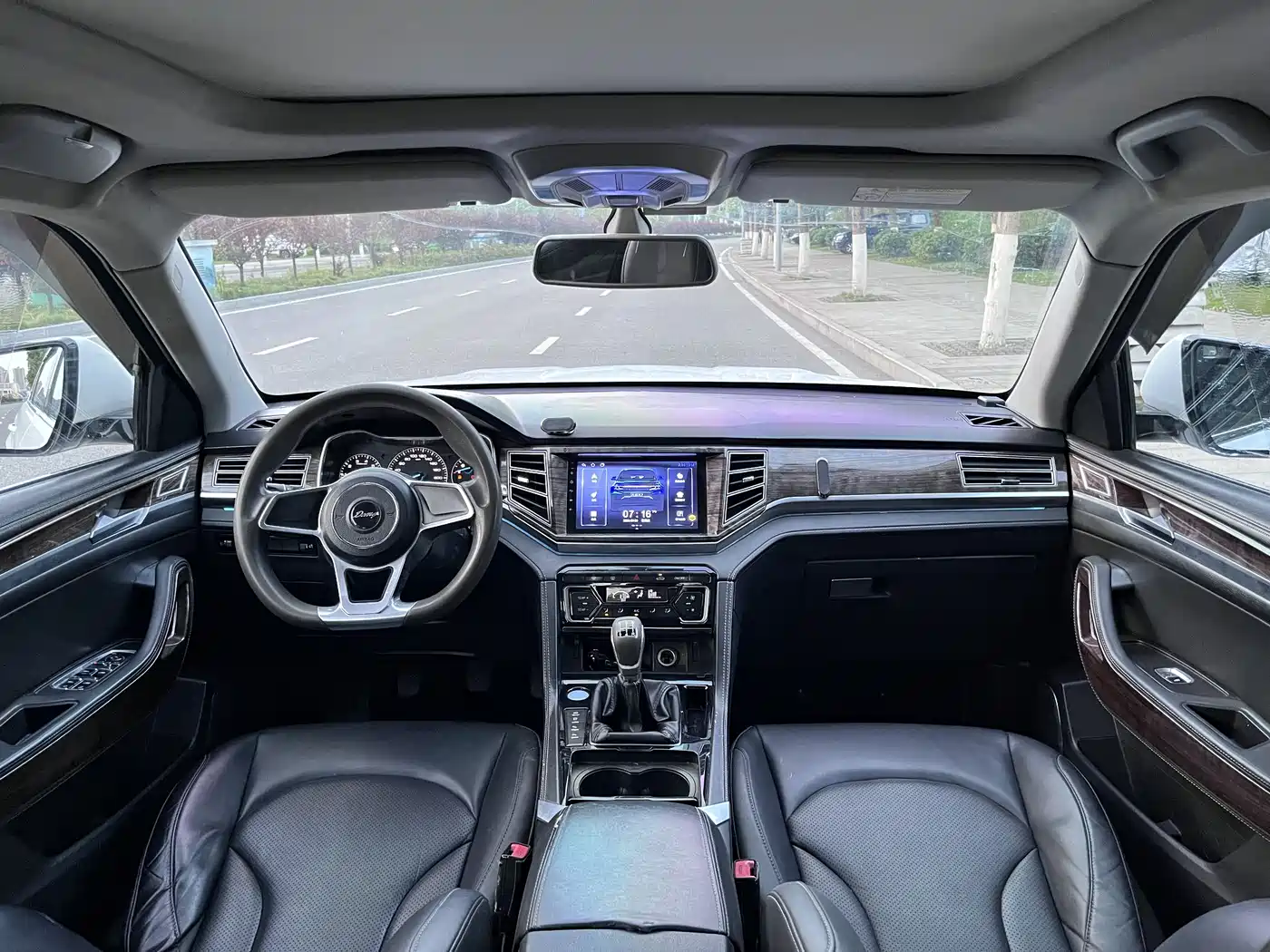 Фото 13 - Zotye X7