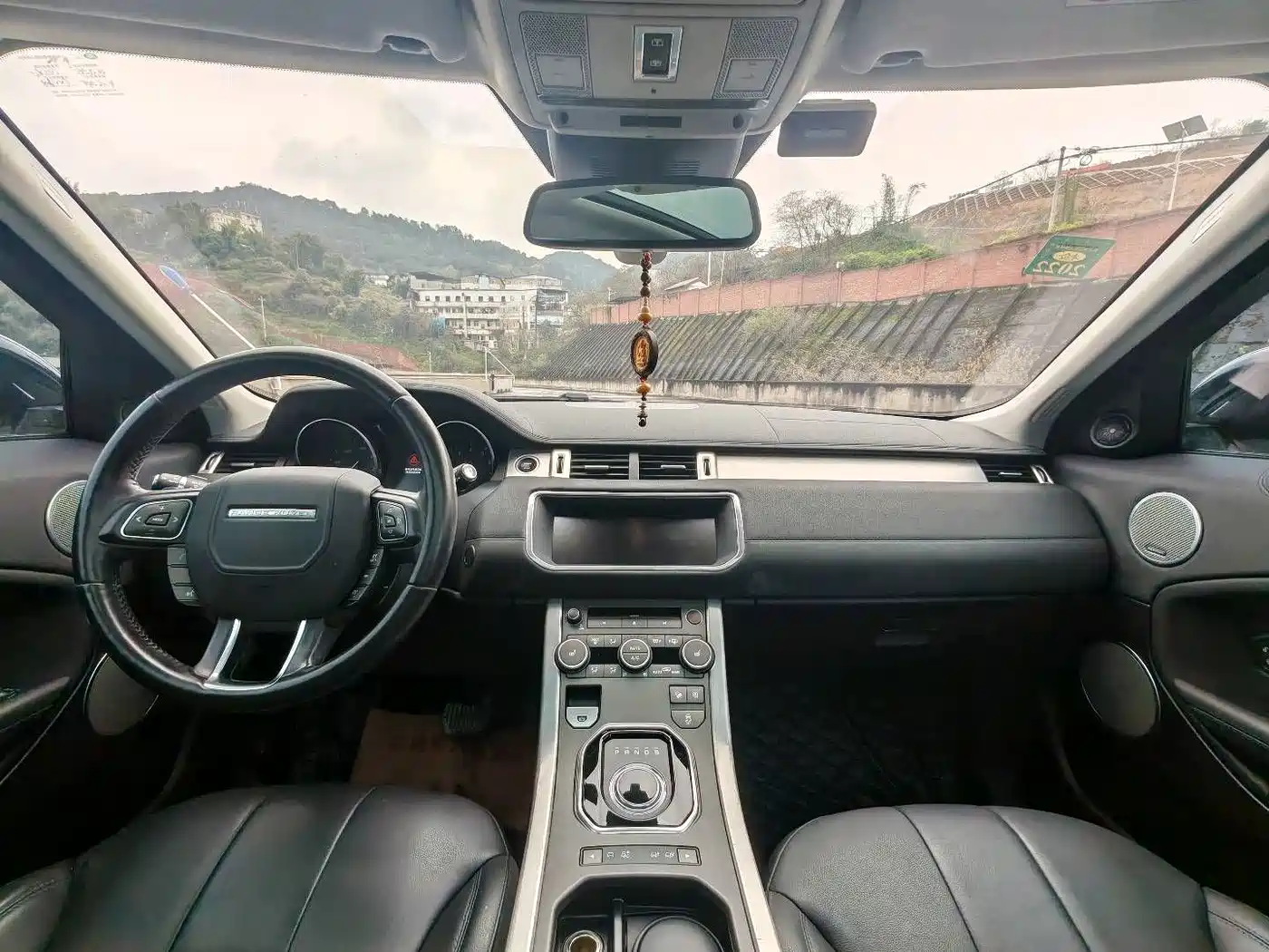 Land Rover Range Rover Evoque 2018 240PS SE Smart Edition фото 13