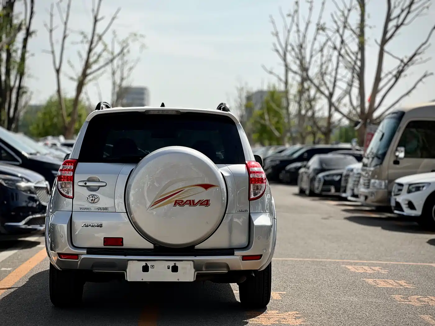 Toyota RAV4 Rongfang 2010 2.4L Automatic Luxury Upgrade Edition фото 7