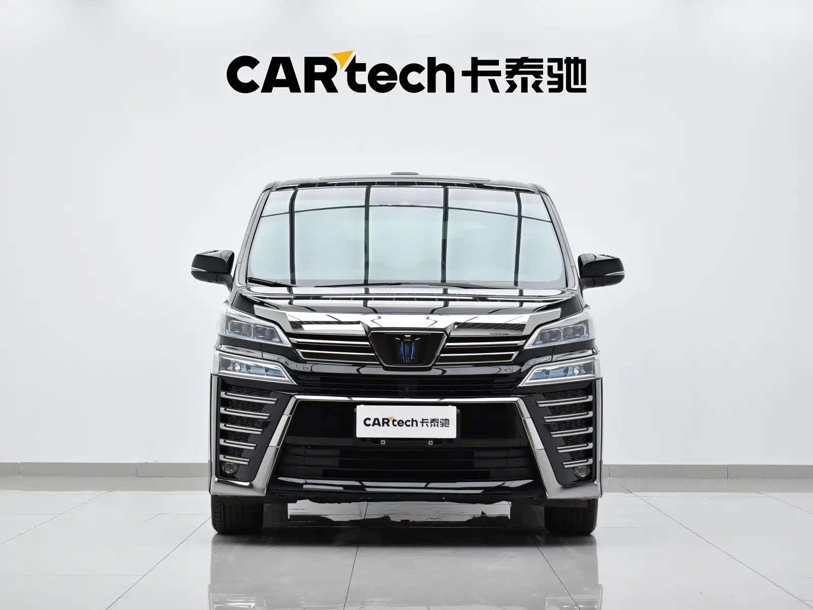 Фото 2 - Toyota Vellfire