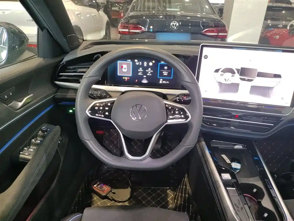 Volkswagen Passat 2025 Model Pro 380TSI Starlight Dragon Premium Edition фото 11