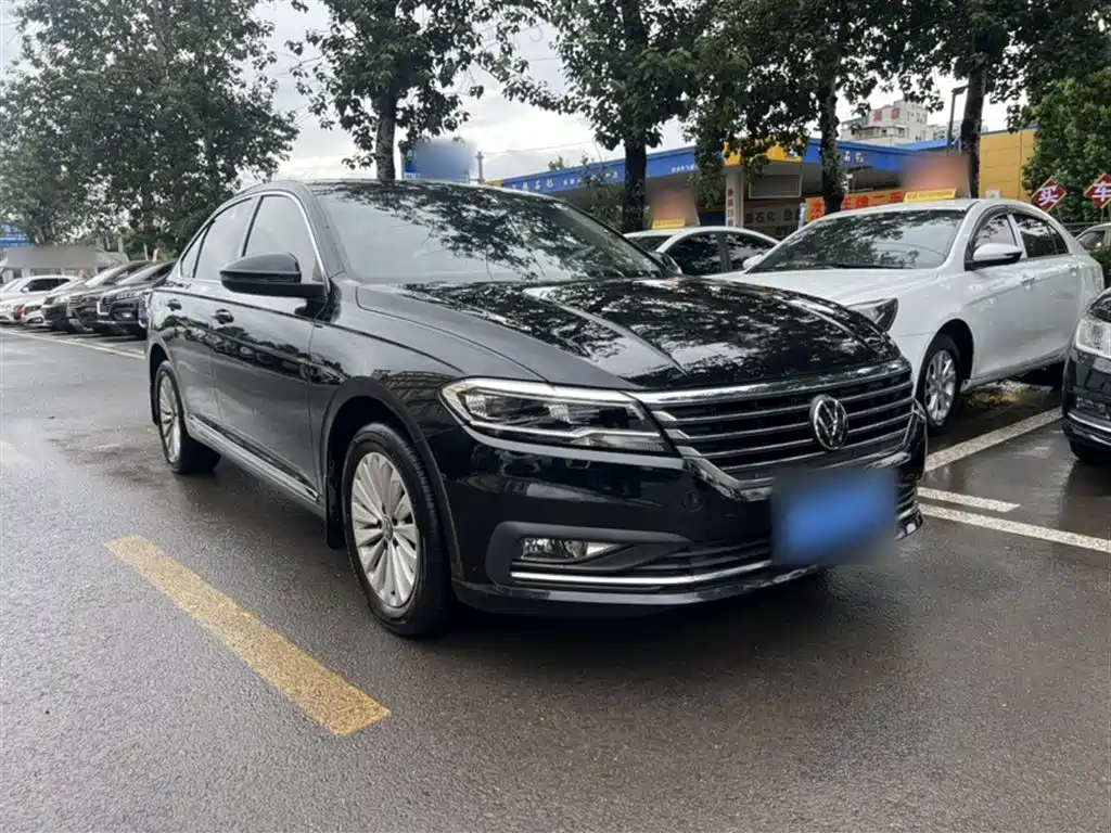 Volkswagen Lavida 2021 1.5L Auto Comfort Edition фото 4