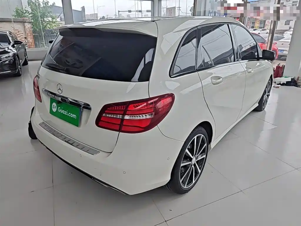 Mercedes-Benz B-Class 2015 B 200 Luxury фото 7