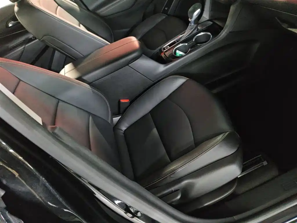 Chevrolet Equinox 2021 535T Yujie Edition фото 25