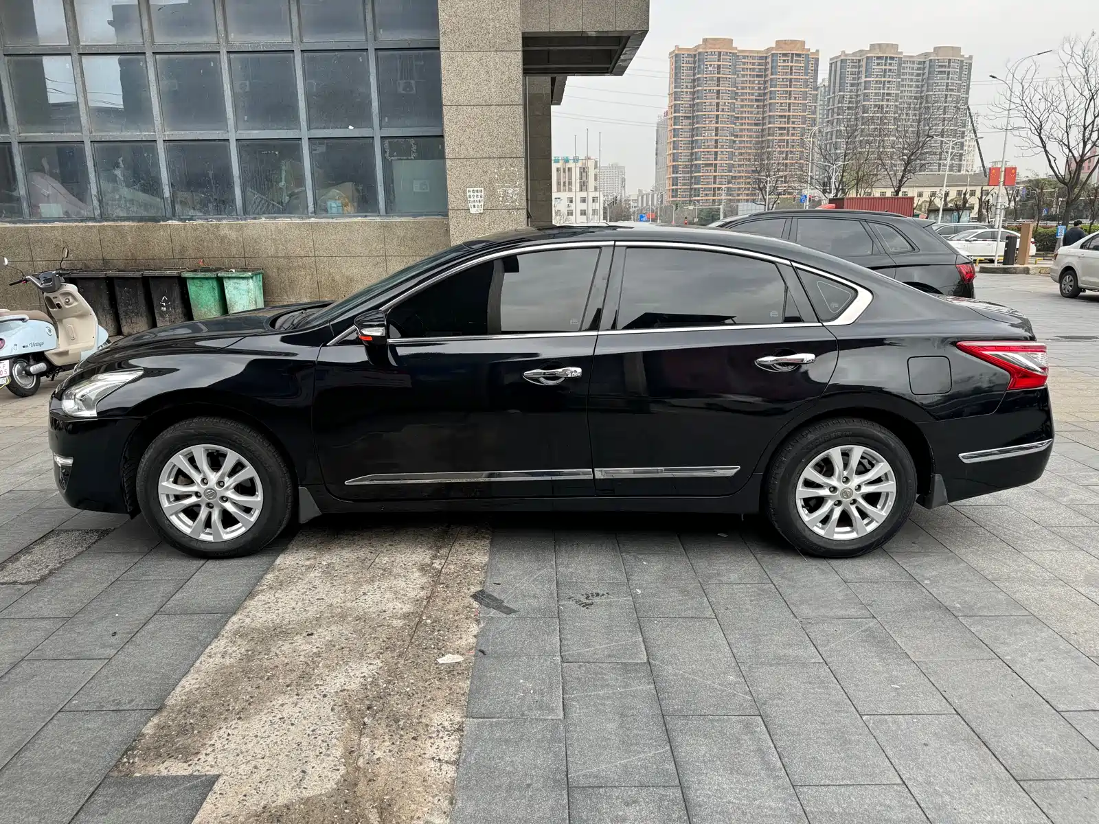 Photo 3 - Nissan Teana