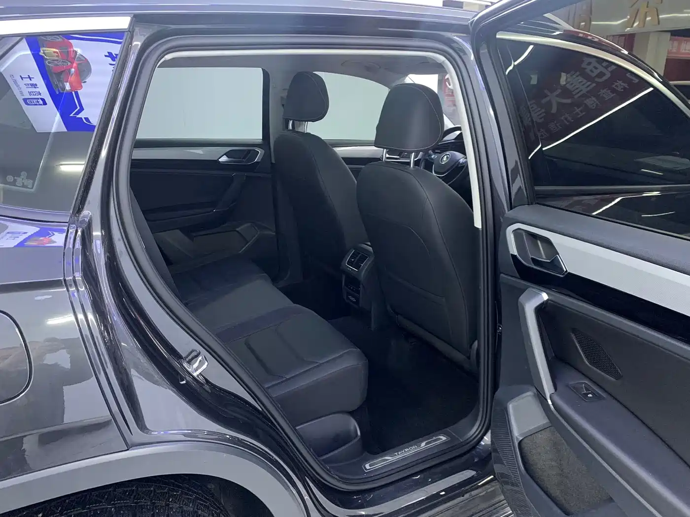 Volkswagen Tayron 2022 280TSI 2WD Luxury Smart Connect Edition фото 16