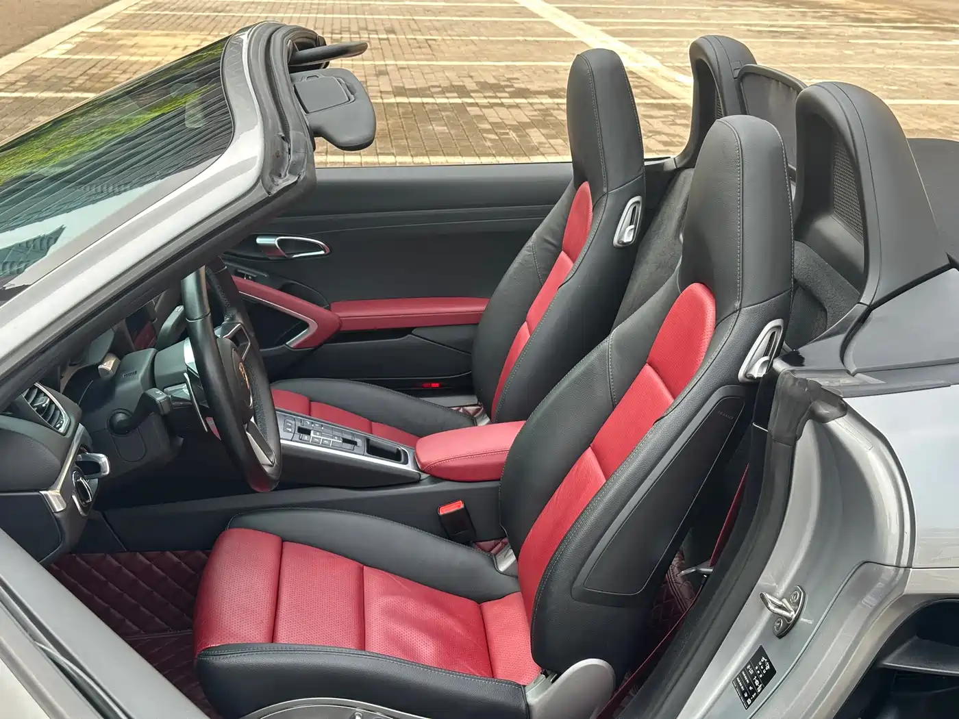 Porsche 718 2016 Boxster 2.0T фото 8