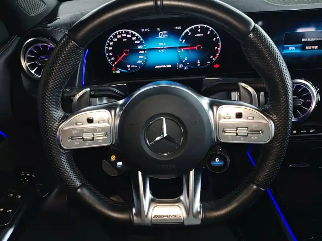 Mercedes-Benz GLB AMG 2022 AMG GLB 35 4MATIC фото 11