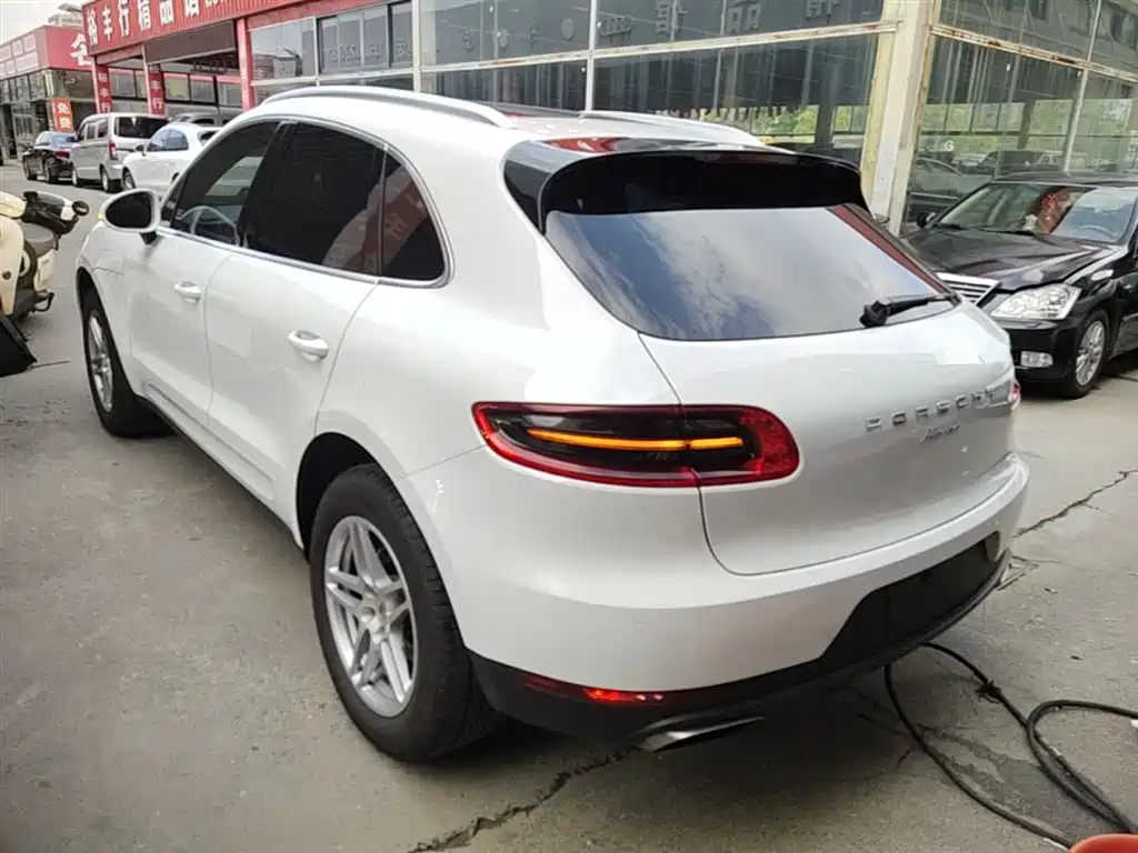 Porsche Macan 2017 Macan 2.0T фото 5