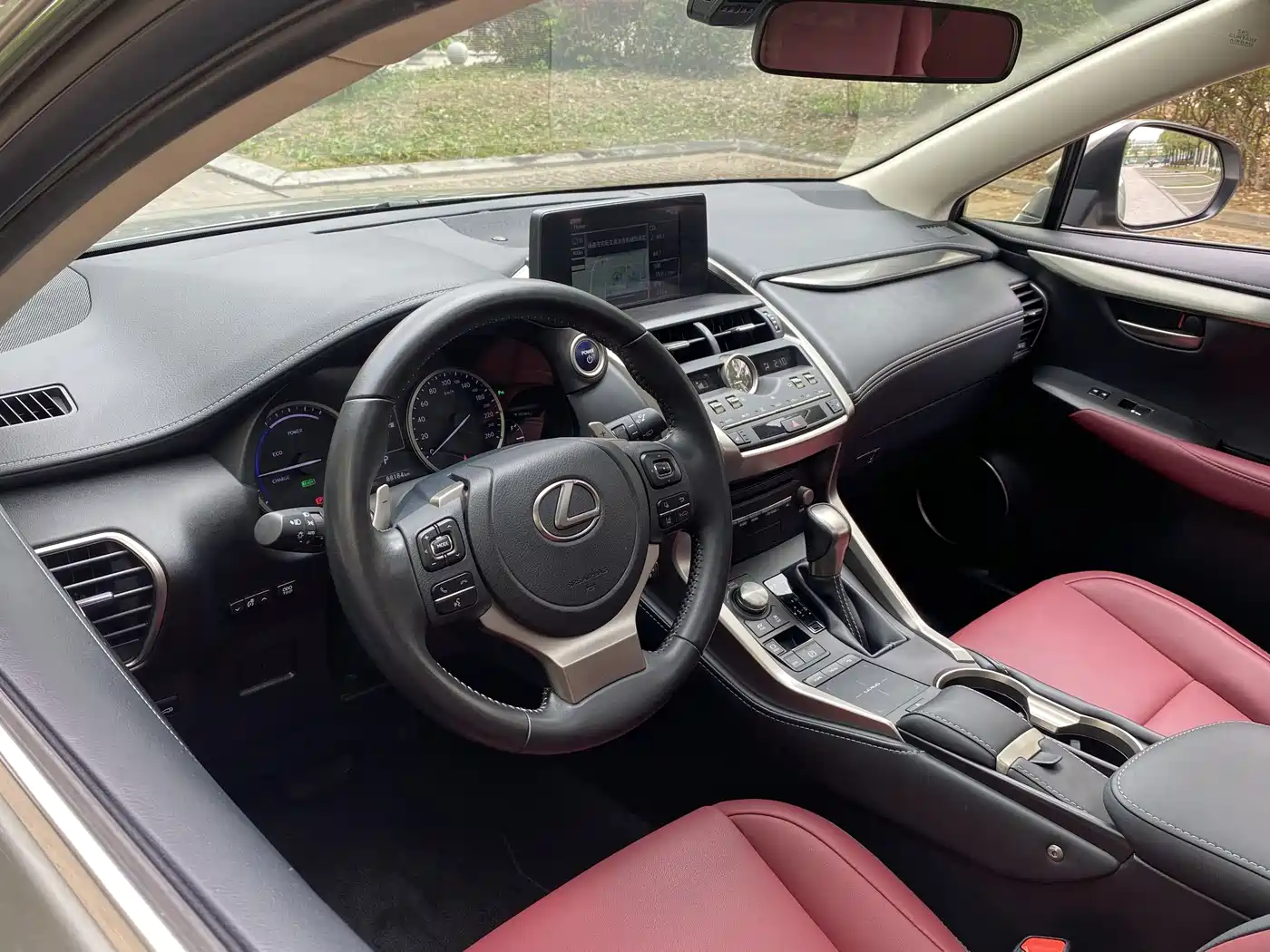 Lexus NX 2020 300h FWD F Sport China VI фото 9