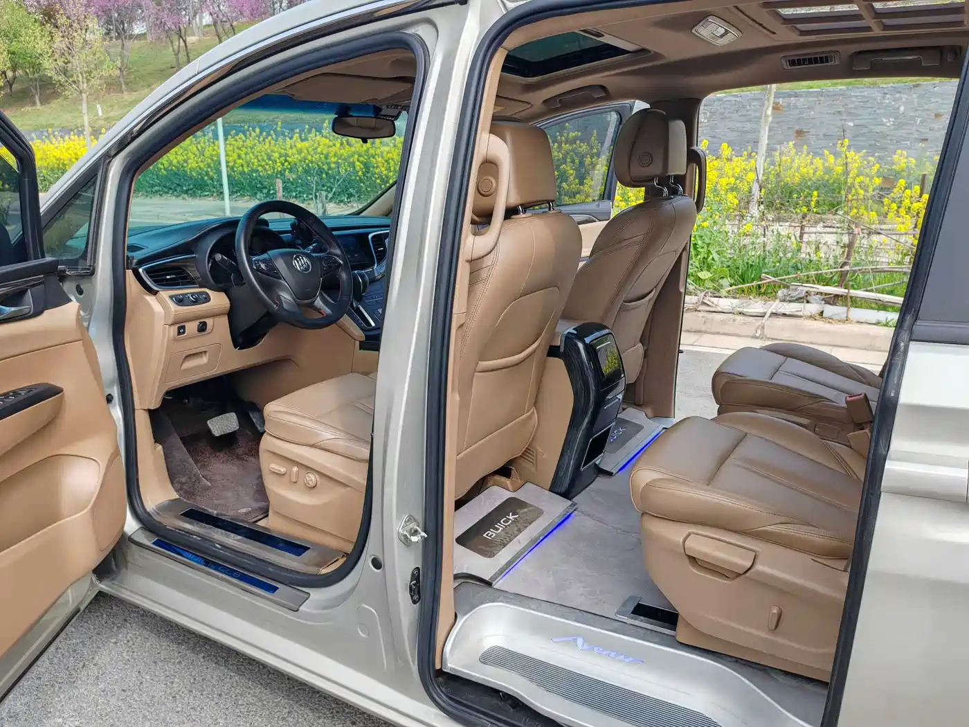 Buick GL8 2018 ES 28T Premium Type China VI фото 11