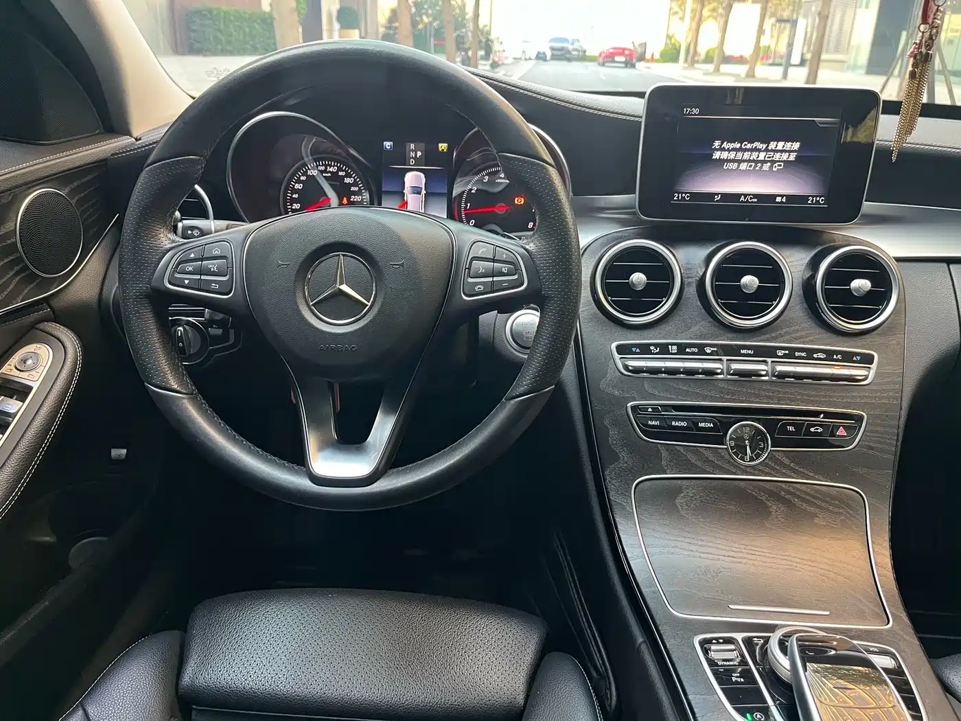 Mercedes-Benz C-Class 2018 C 180 L Fashion Sport Edition фото 34