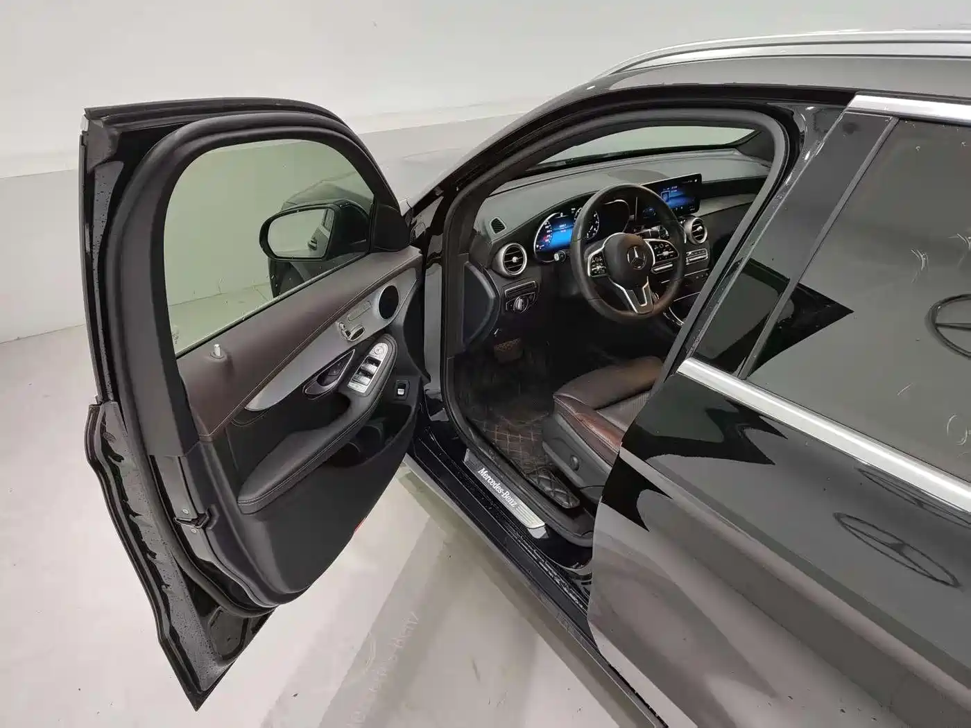 Mercedes-Benz GLC 2020 Facelift GLC 260 L 4MATIC Dynamic фото 9