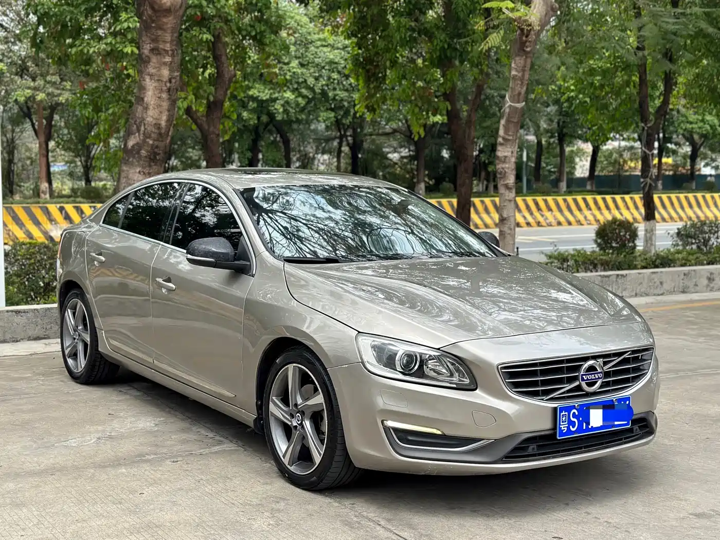 Volvo S60 2014 2015 S60L T5 Smart Control