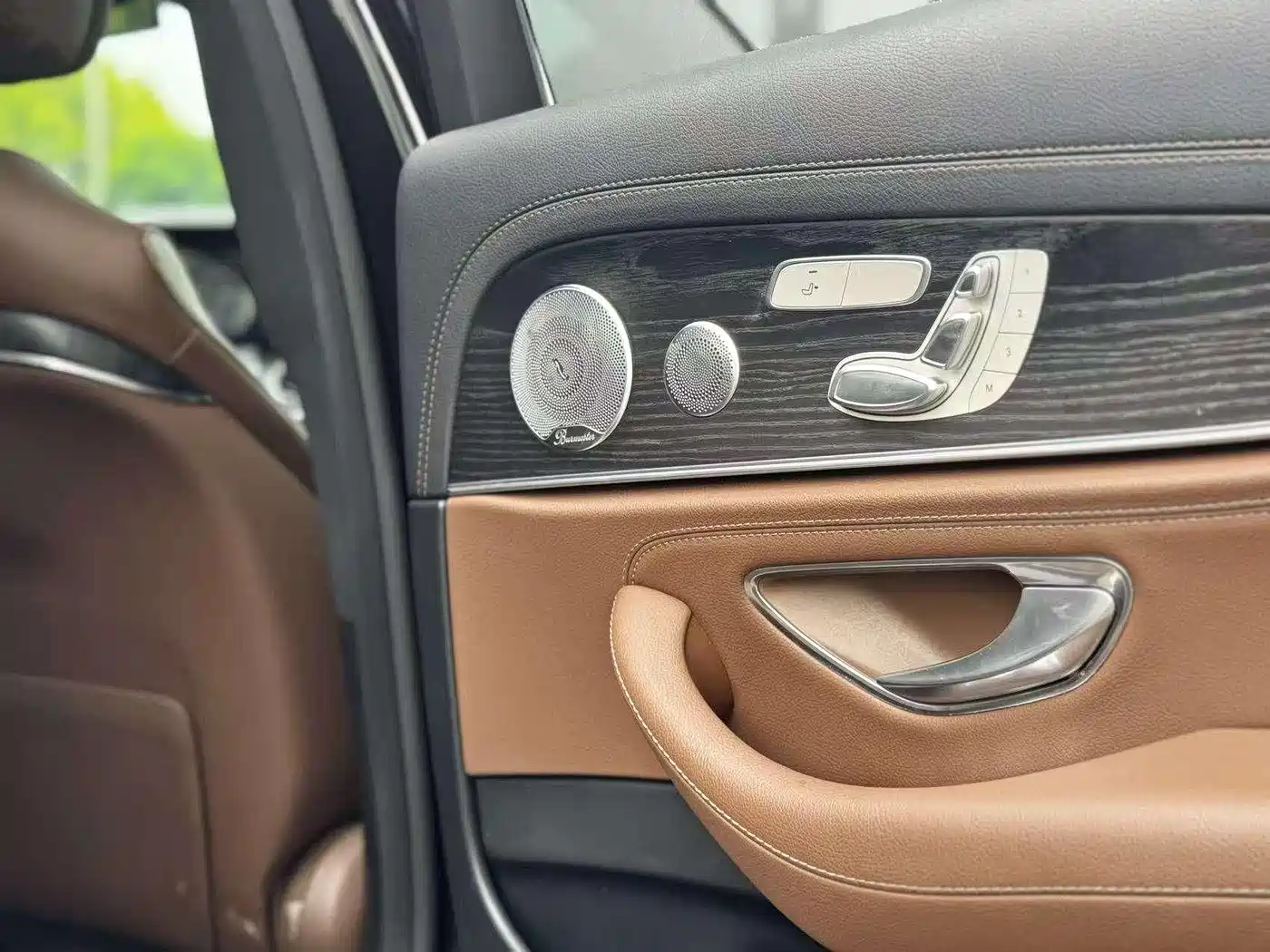Mercedes-Benz E-Class 2021 E 300 L Sport Luxury Edition фото 17