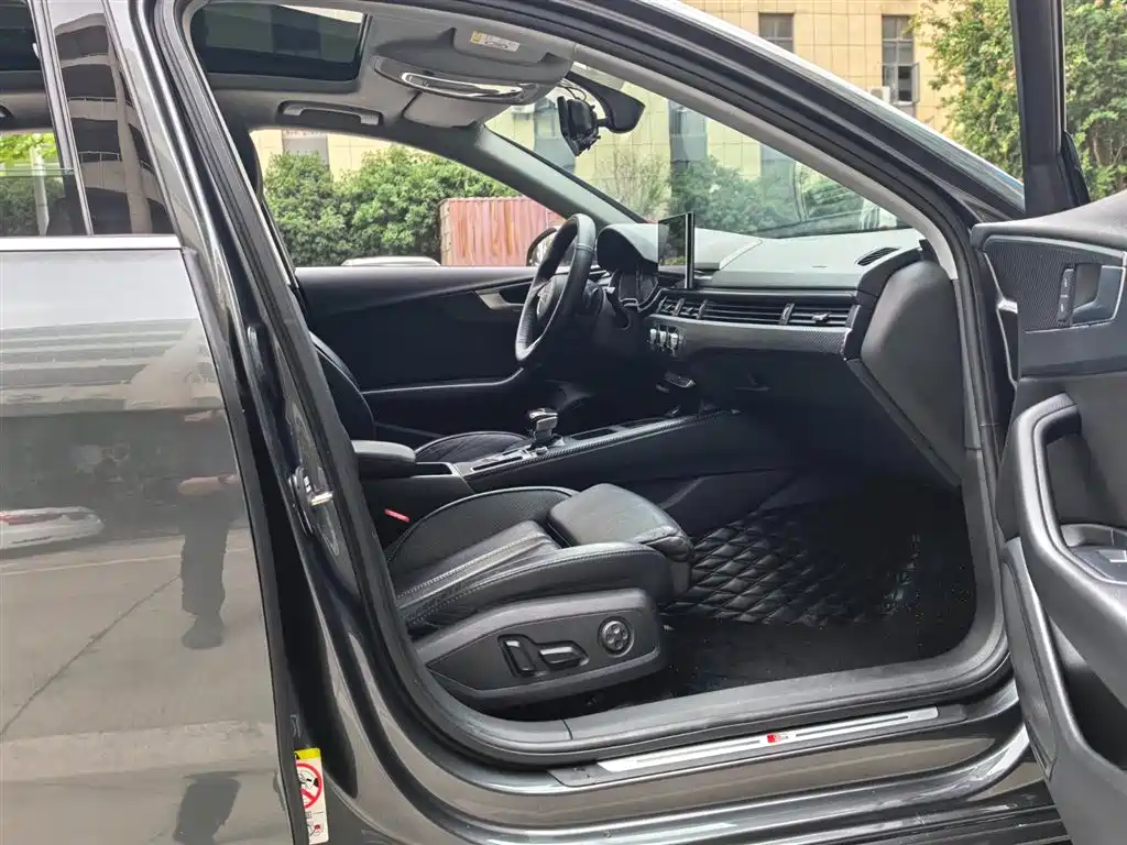 Audi A4L 2020 40 TFSI Fashion Elegance фото 14