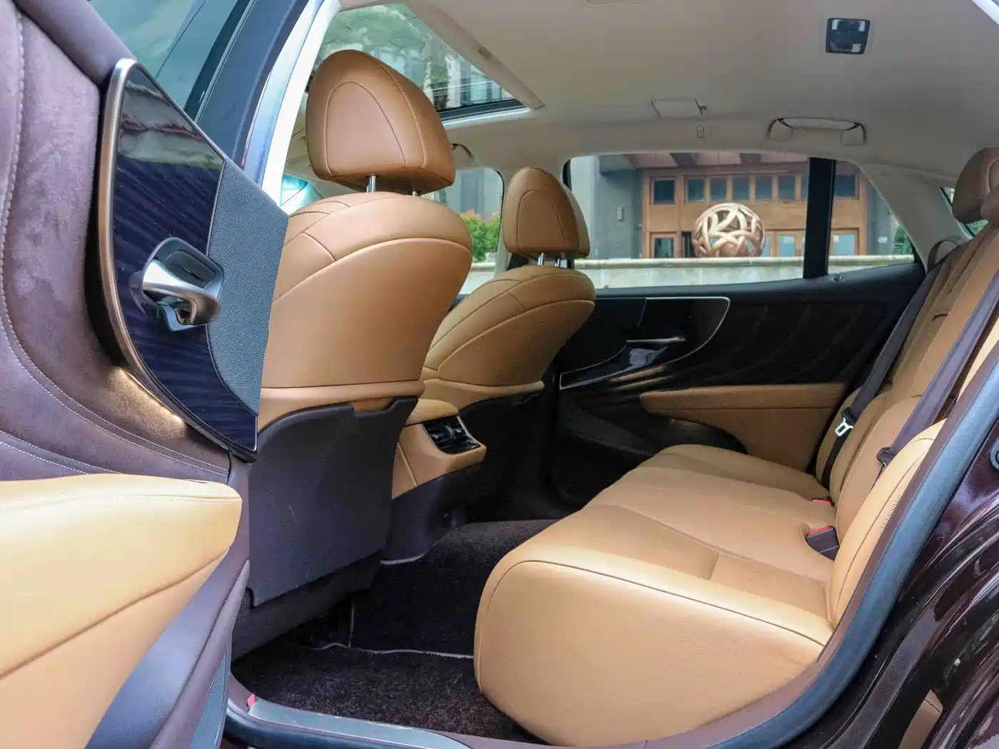 Lexus LS 2020 500h Excellence (China VI) фото 8