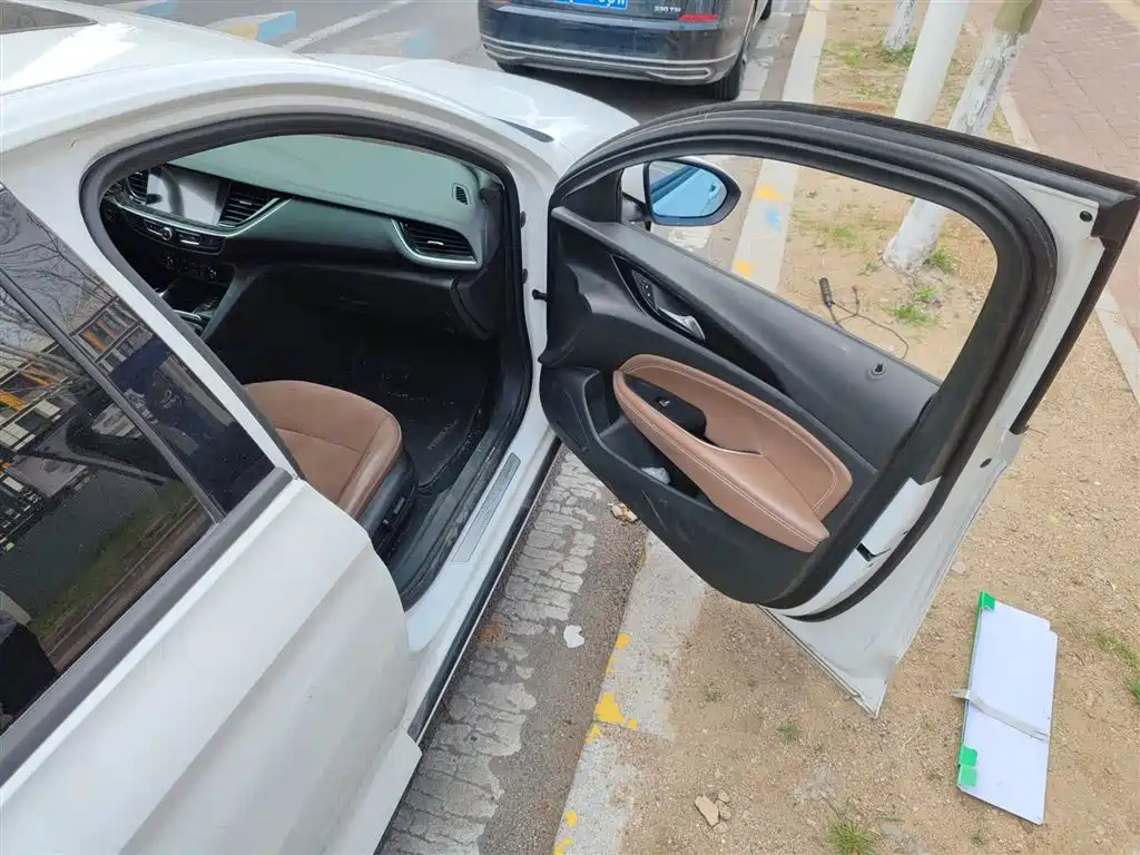 Buick Regal 2019 20T Elite China VI фото 20