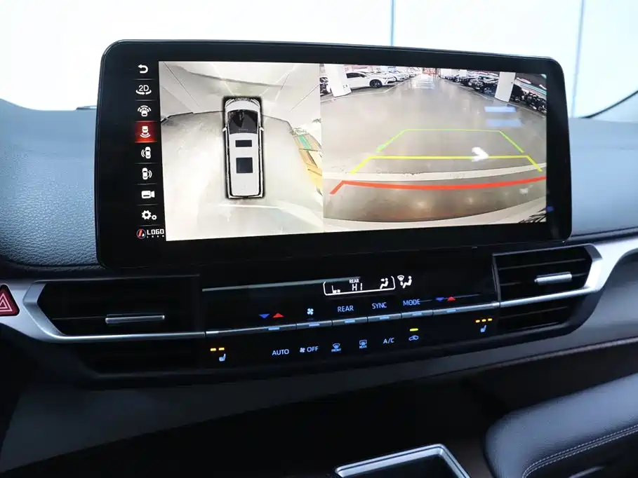 Toyota Sienna 2021 2.5L Hybrid Luxury Edition фото 8