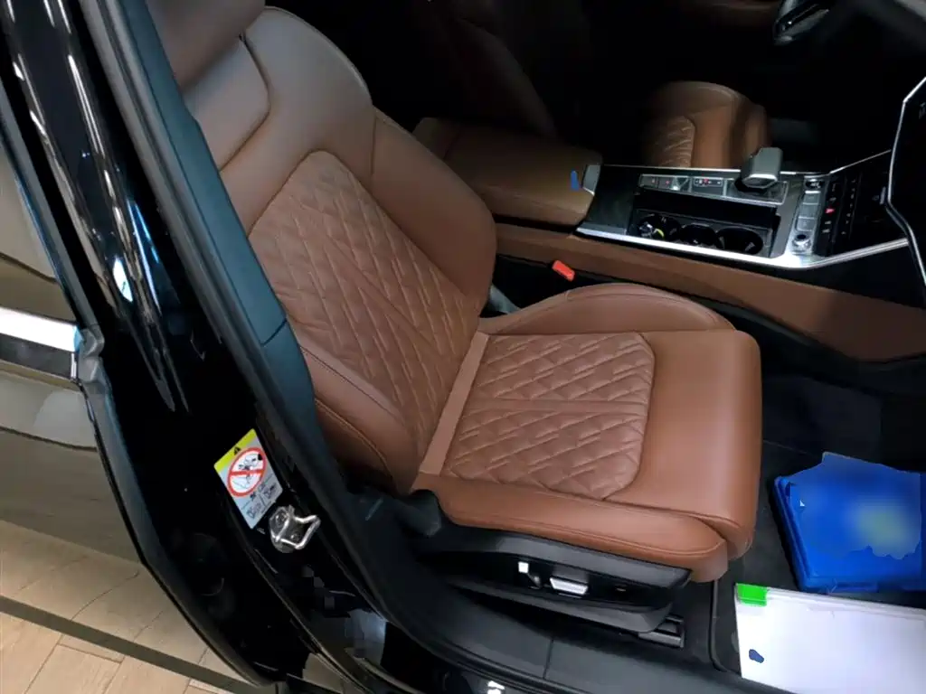 Audi A6L 2025 45 TFSI quattro Premium Sport фото 25