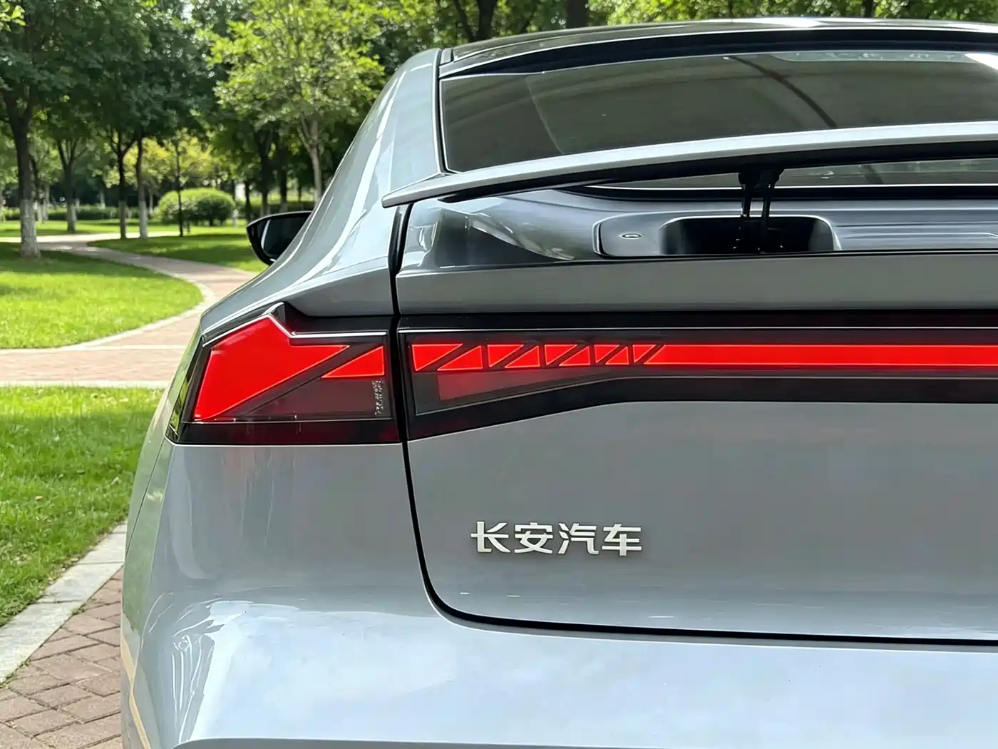 CHANGAN UNI-V