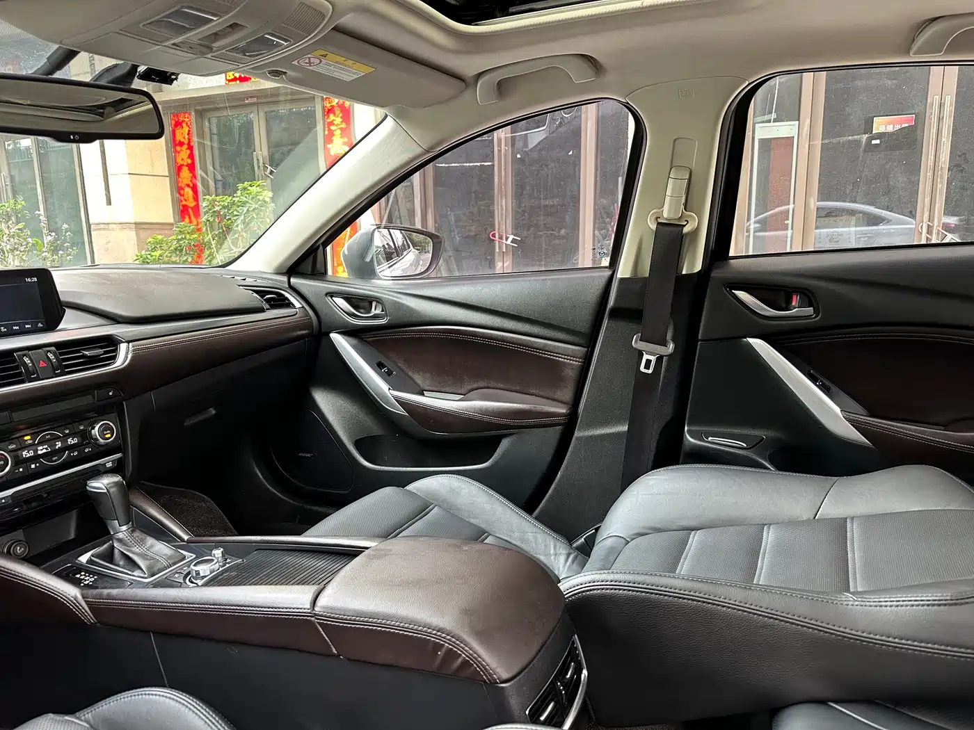 Mazda Atenza 2017 2.5L Skyactiv-G Premium фото 19