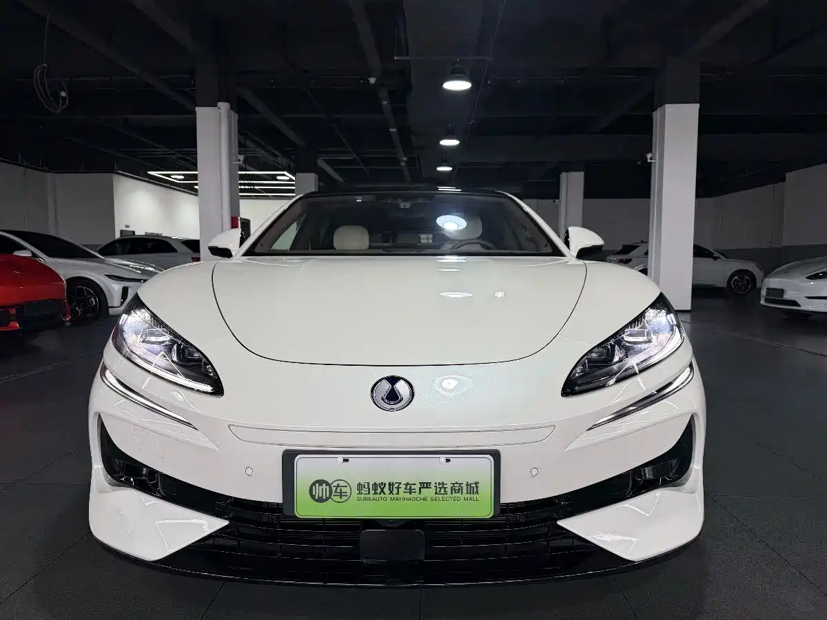 Denza Z9GT 2024 1100 AWD Ultra Edition фото 2