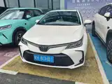 Фото 2 - Toyota Corolla