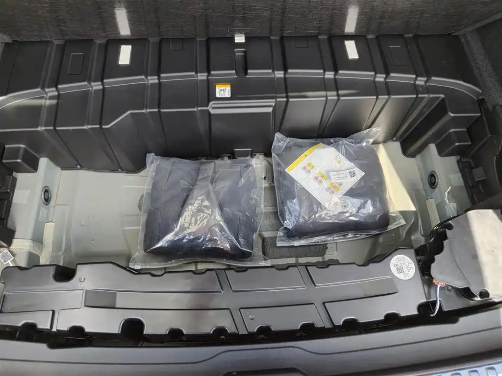 Audi Q5L 2026 2026 Luxury Sport 150kW
