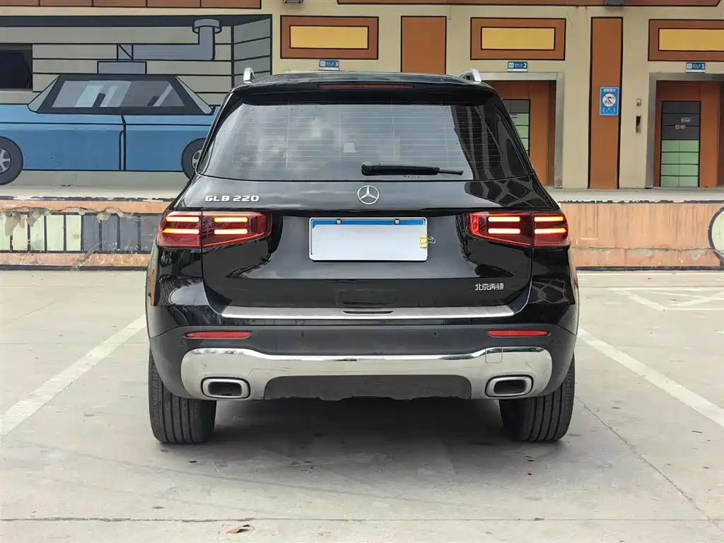 Mercedes-Benz GLB 2024 Facelift GLB 200 Style фото 14