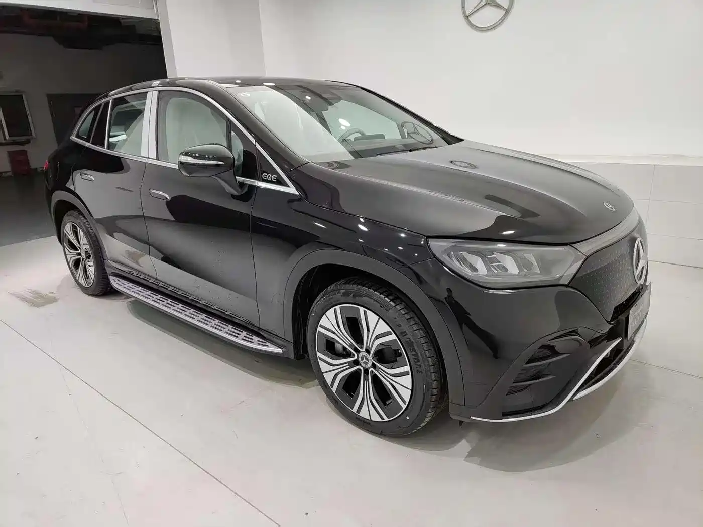 Mercedes-Benz EQE SUV 2024 500 4MATIC Pioneer Edition фото 9