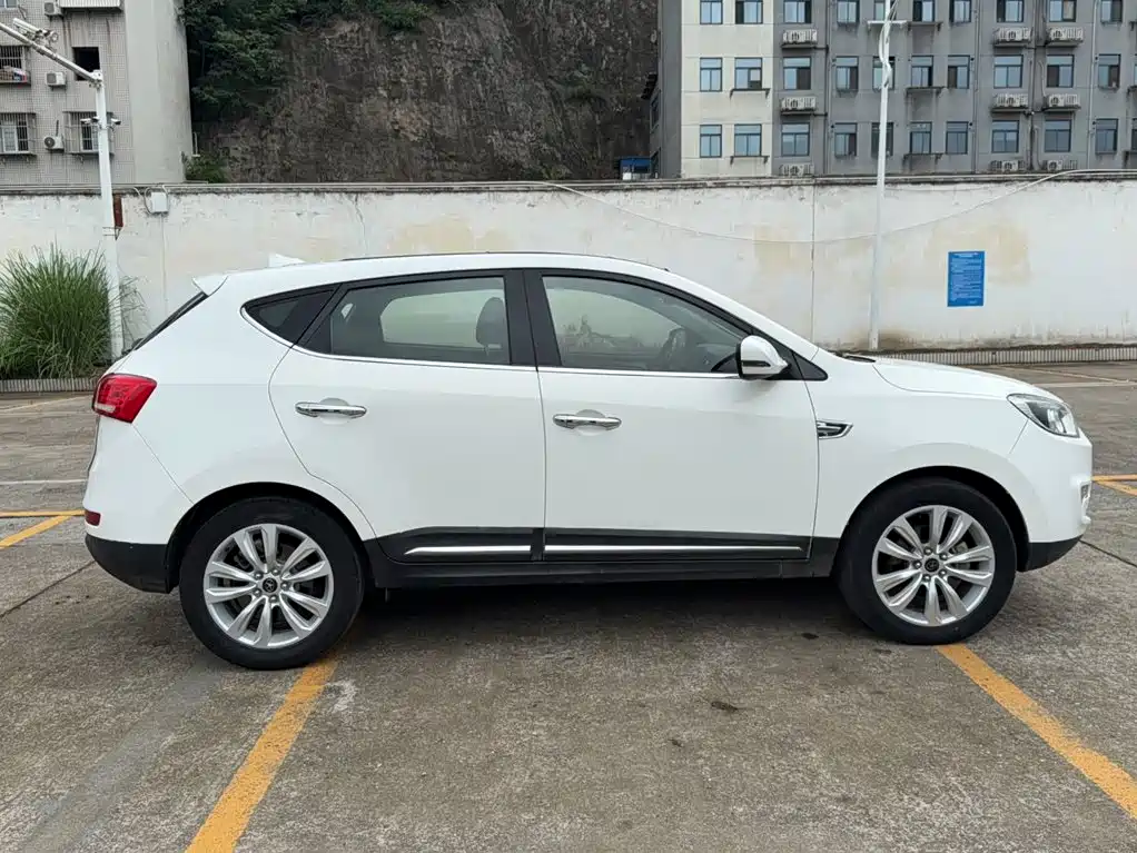 JAC Refine S5 2016 2015 1.5T Automatic Luxury