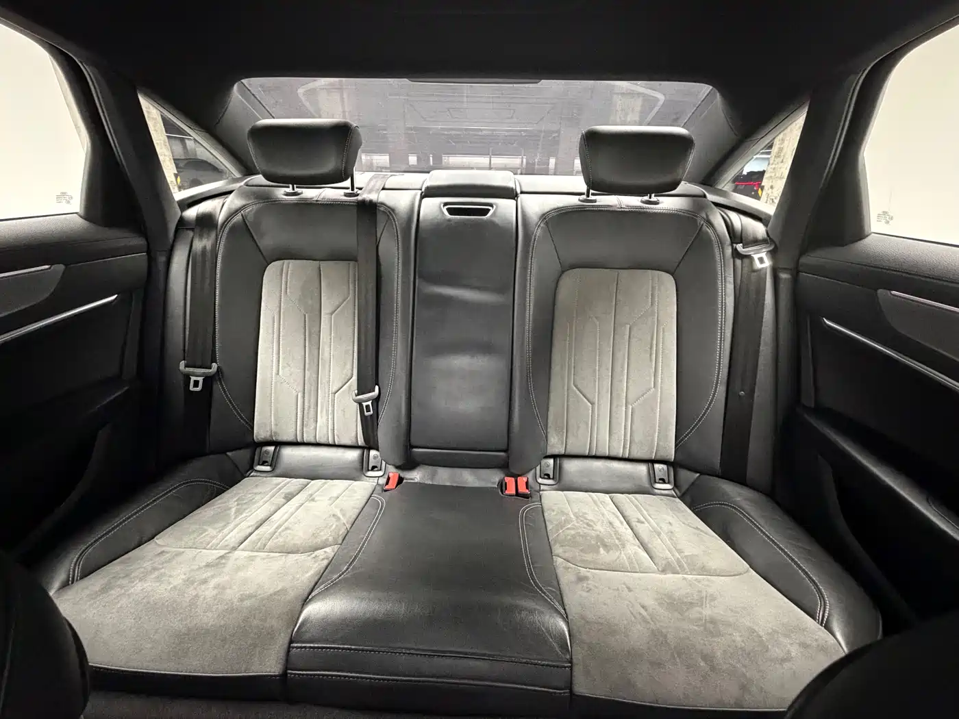 Audi A6L New Energy 2020 55 TFSI e quattro фото 16