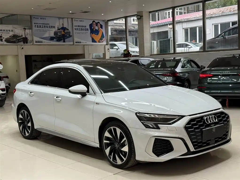 Audi A3 2023 Facelift A3L Limousine 35 TFSI Fashion Sport фото 3